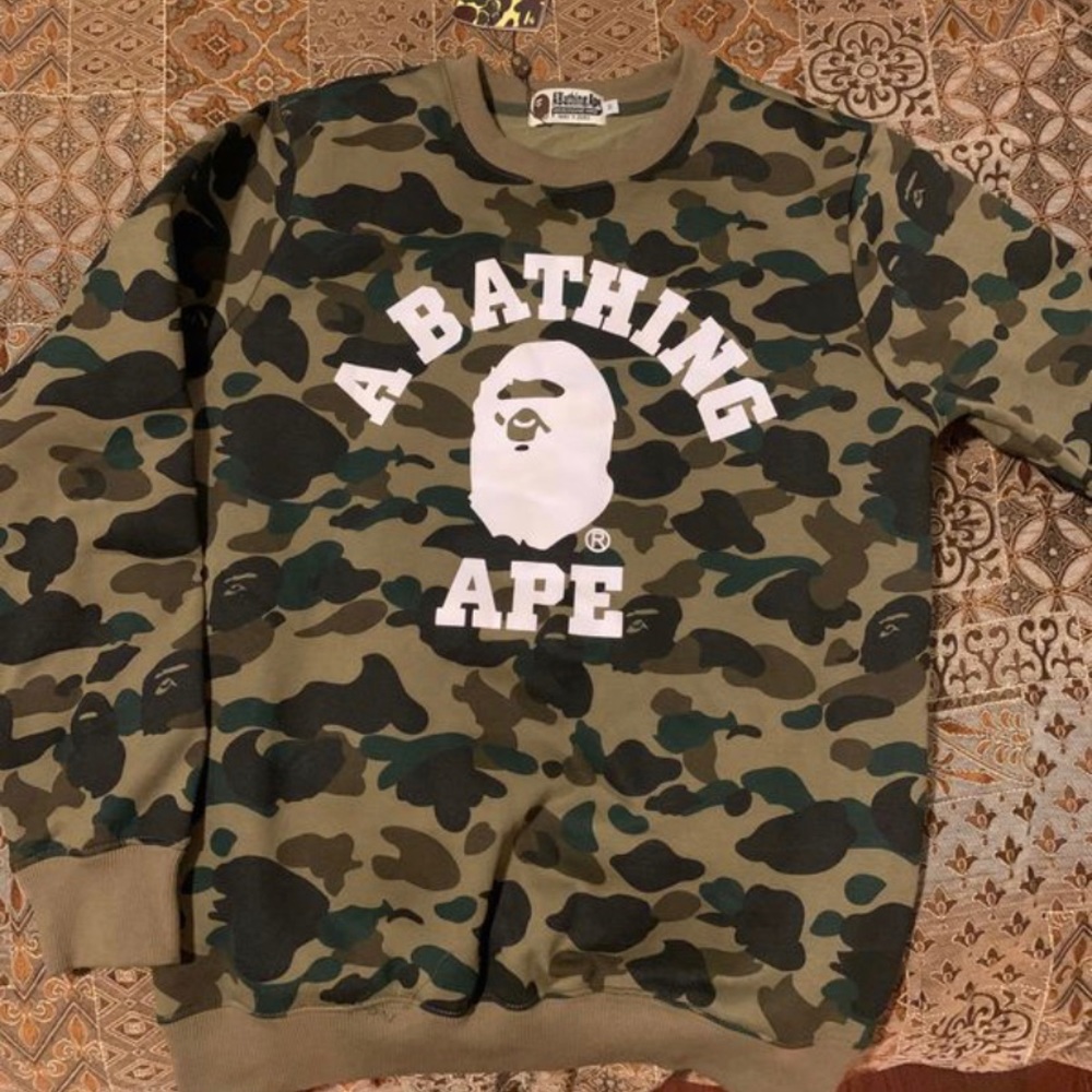 A bathing ape
